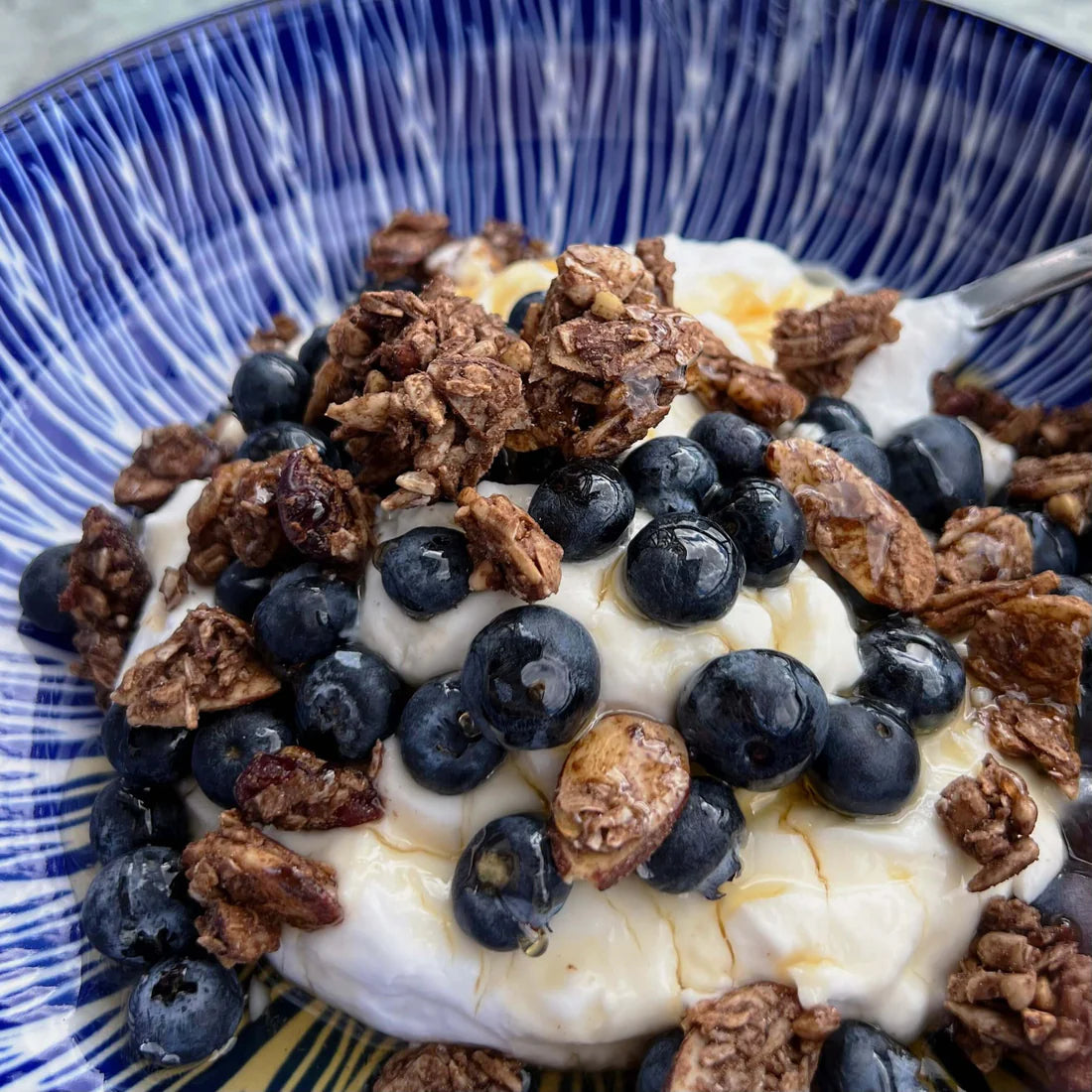 Cocoa Maca Granola-Cluster