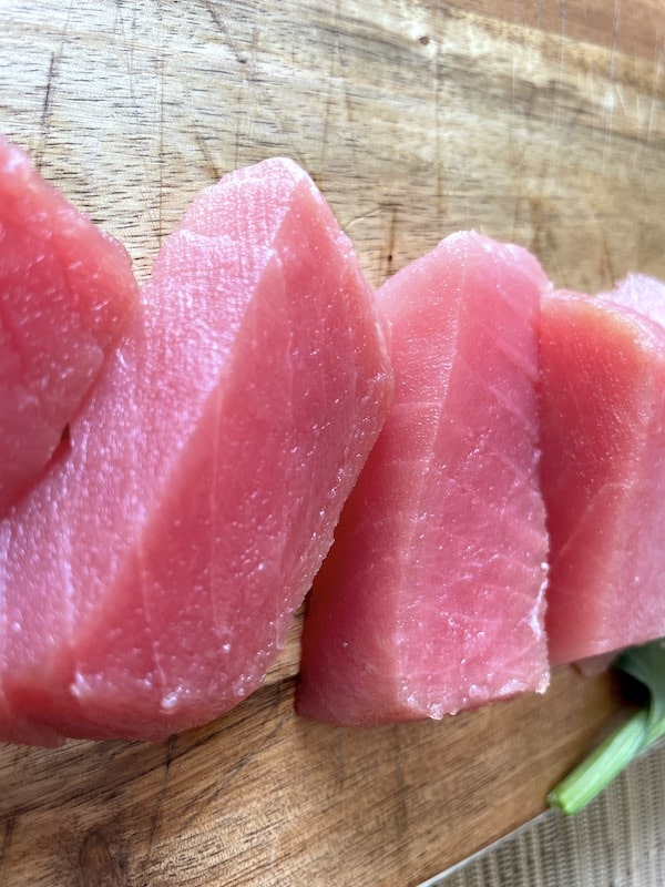 Sashimi Grade Wild Caught Yellowfin Tuna 6oz x 6pcs